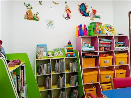 بخش کودک کتابخانه